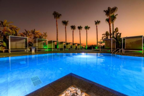 Tasia Maris Sands (Adults Only)